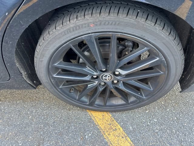 Used 2022 Midnight Black Metallic Toyota XSE image 11