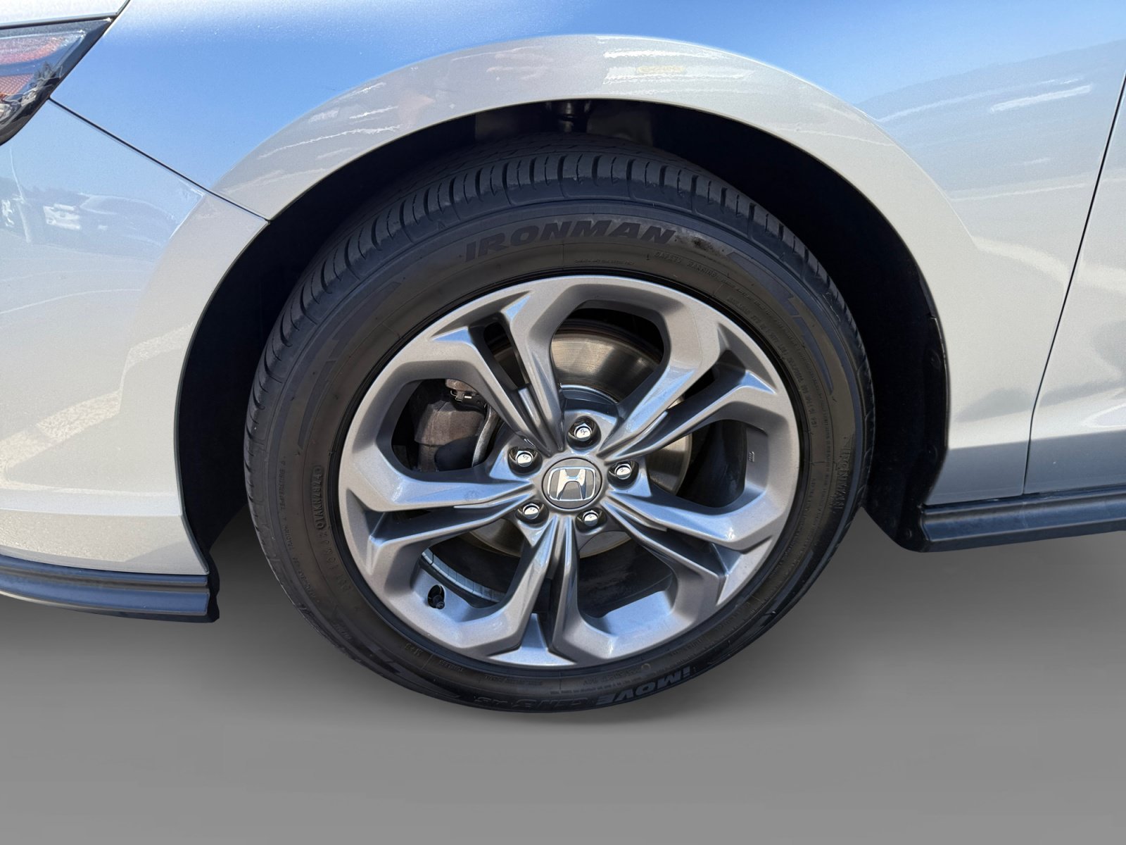2023 Honda Accord EX - Photo 29