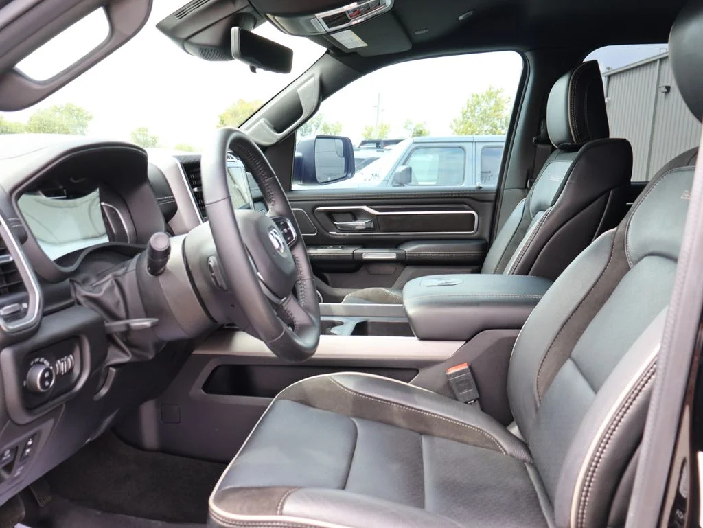 Used 2023 Black Ram Laramie image 21