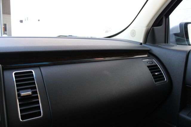 Used 2019 Silver Ford Limited image 19
