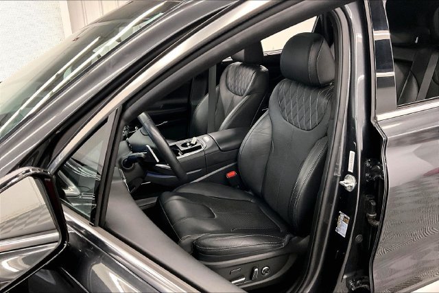 Used 2023 Portofino Gray Hyundai Calligraphy image 24