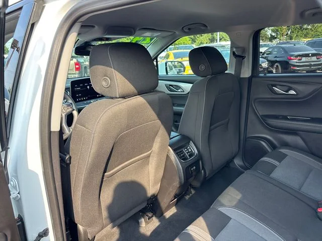 Used 2024 White Chevrolet LT image 9