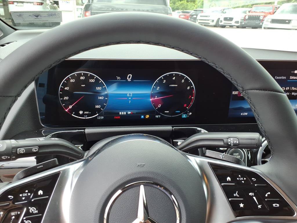 New 2026 Polar White Mercedes-Benz GLA 250 image 18