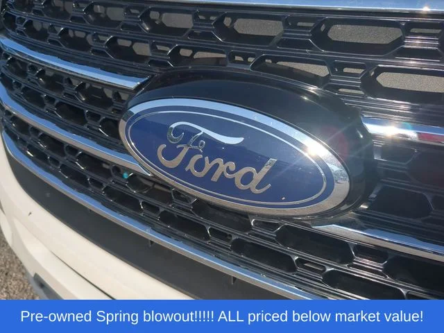 Used 2020 White Ford XLT image 10