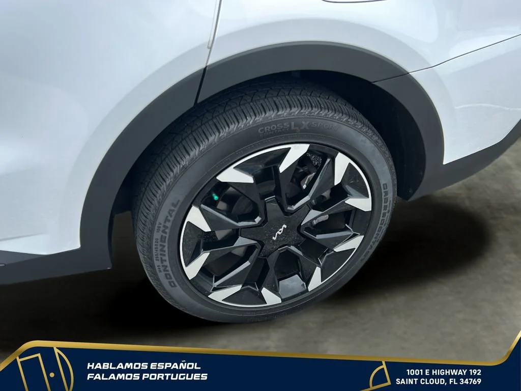 Used 2025 White Kia EX image 29