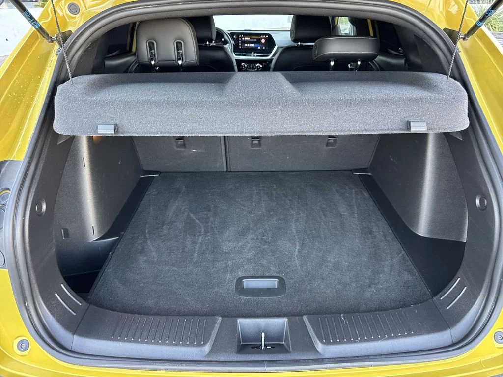 Used 2024 Yellow Chevrolet 2RS image 25