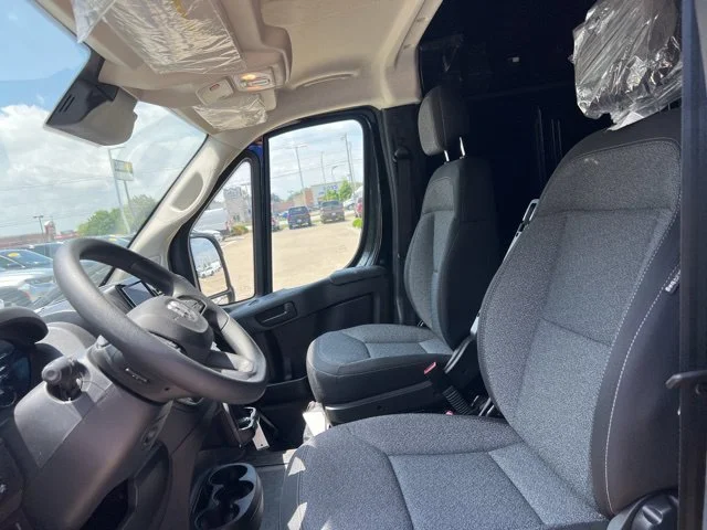 Used 2025 Black Ram Low Roof image 12