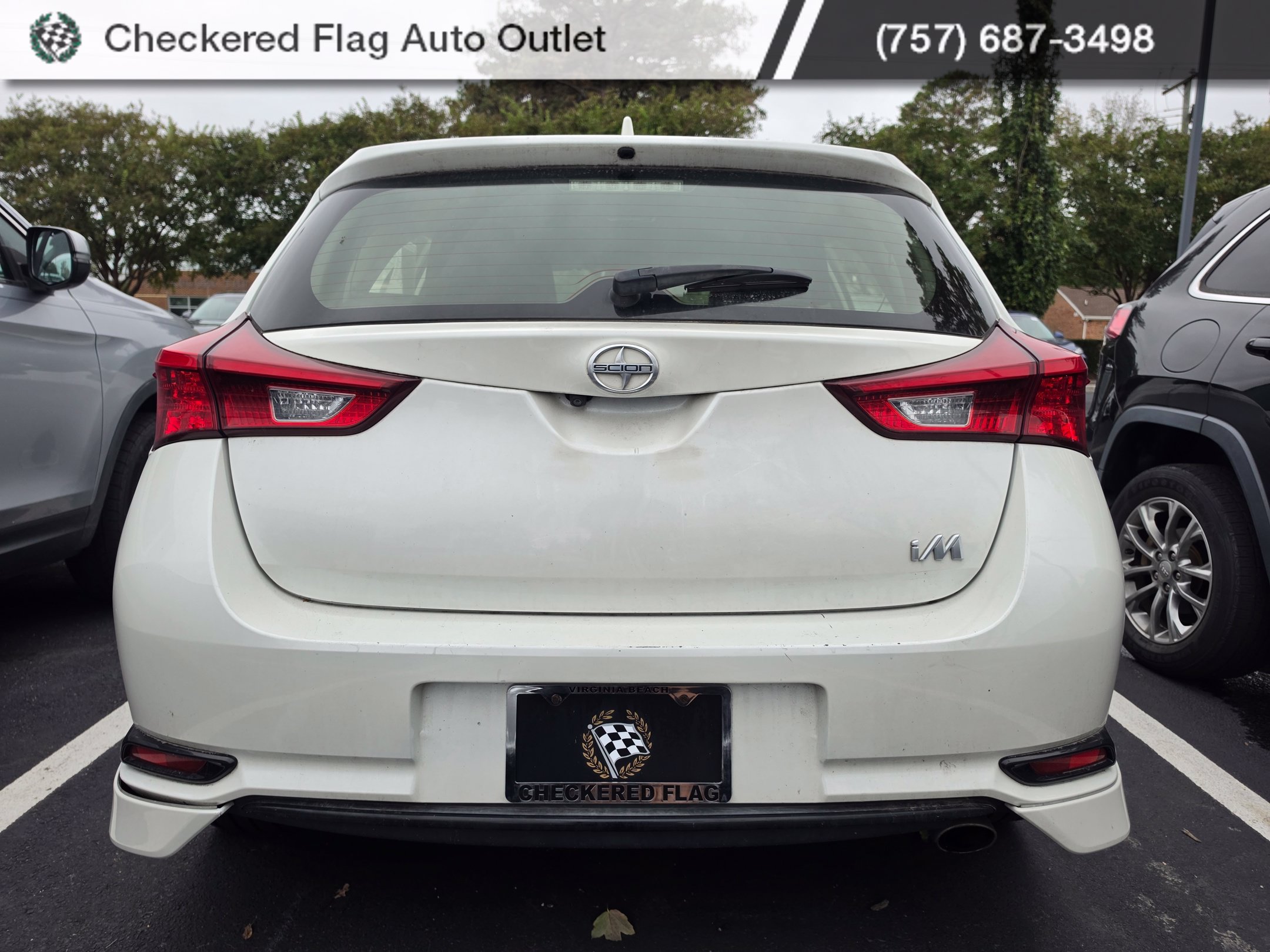 Used 2016 Blizzard Pearl Scion Base image 5