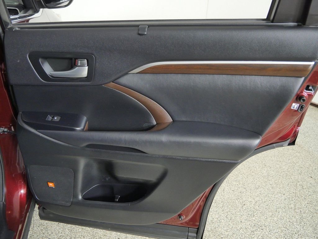 Used 2015 Red Toyota Limited image 24