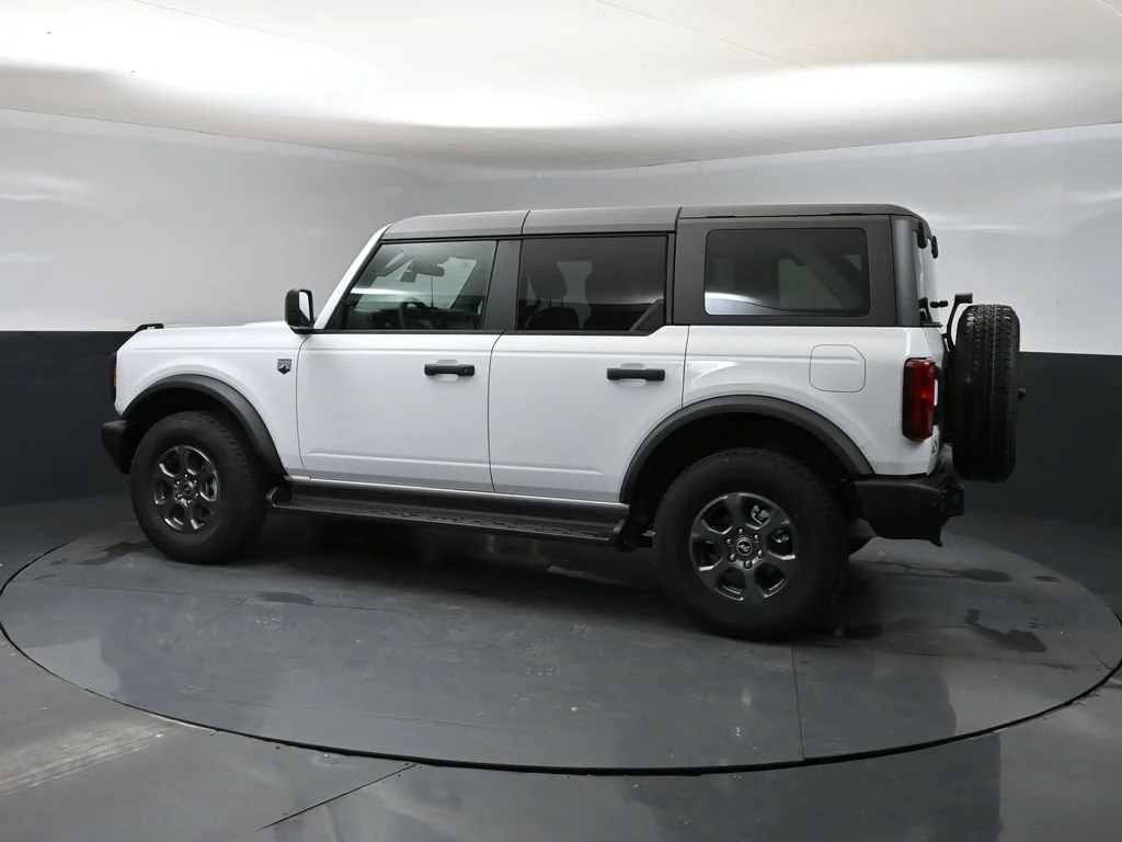 2026 Ford Bronco 4-Door Big Bend - Photo 4