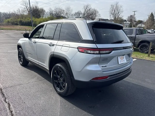 New 2026 Silver Zynith Jeep Altitude image 5