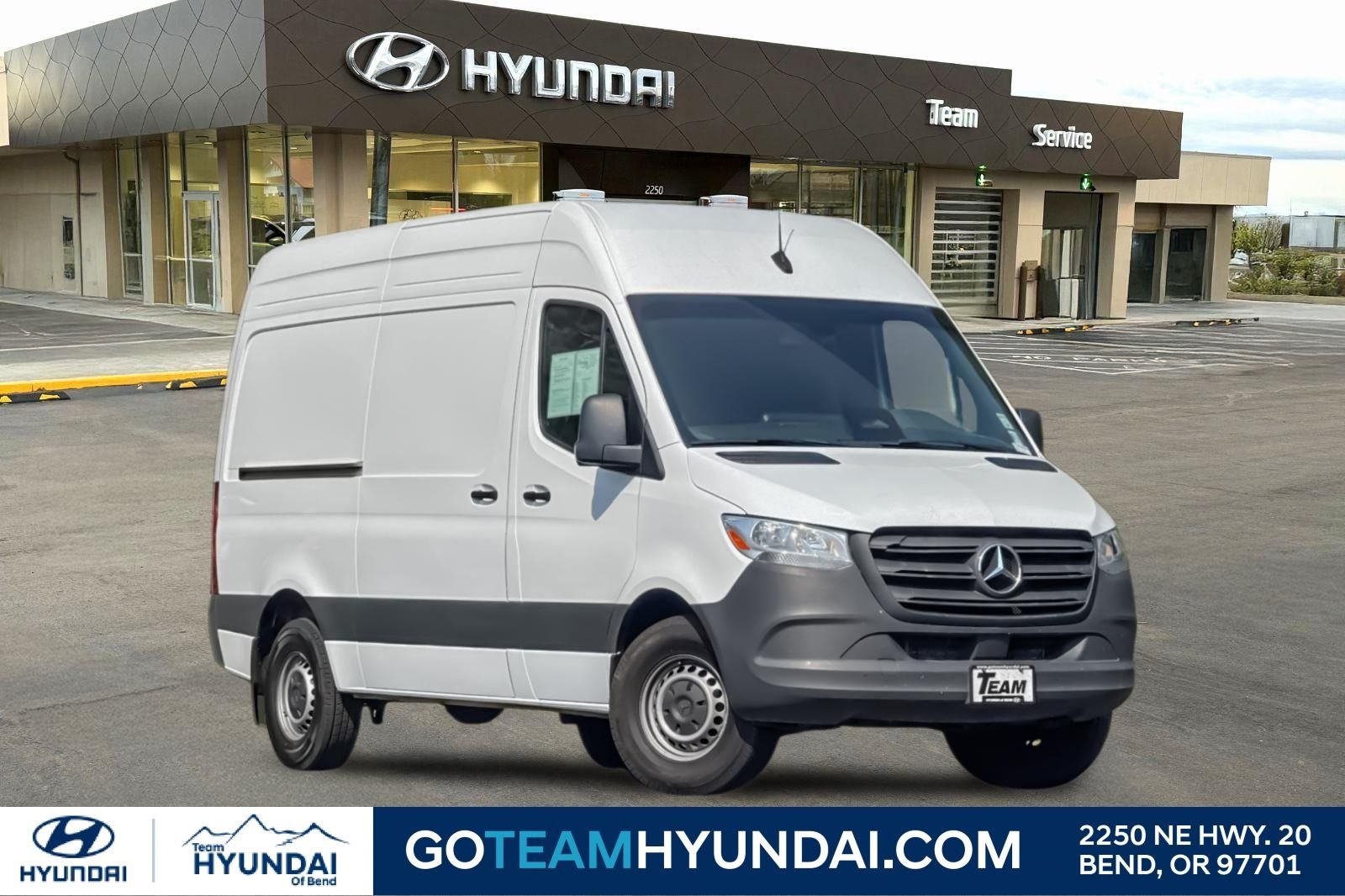 2025 Mercedes-Benz Sprinter Cargo Van