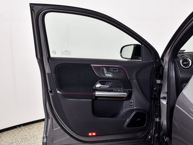 New 2026 Mountain Grey Metallic Mercedes-Benz GLA 35 AMG® image 65