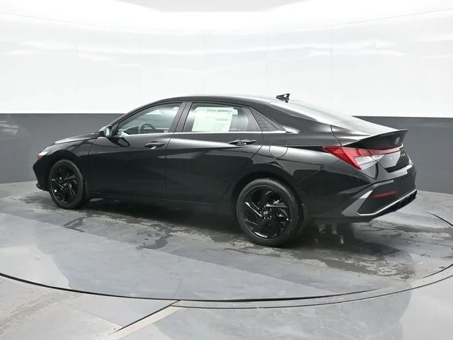 New 2026 Black Hyundai SEL Sport image 3