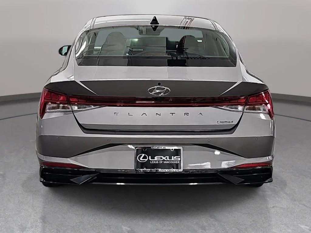 Used 2023 Silver Hyundai Limited image 7