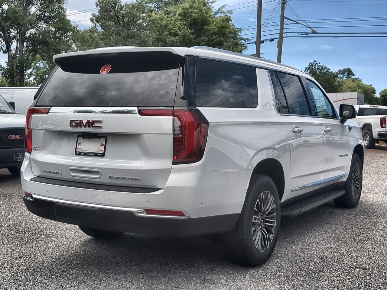 New 2026 Summit White GMC Elevation image 8