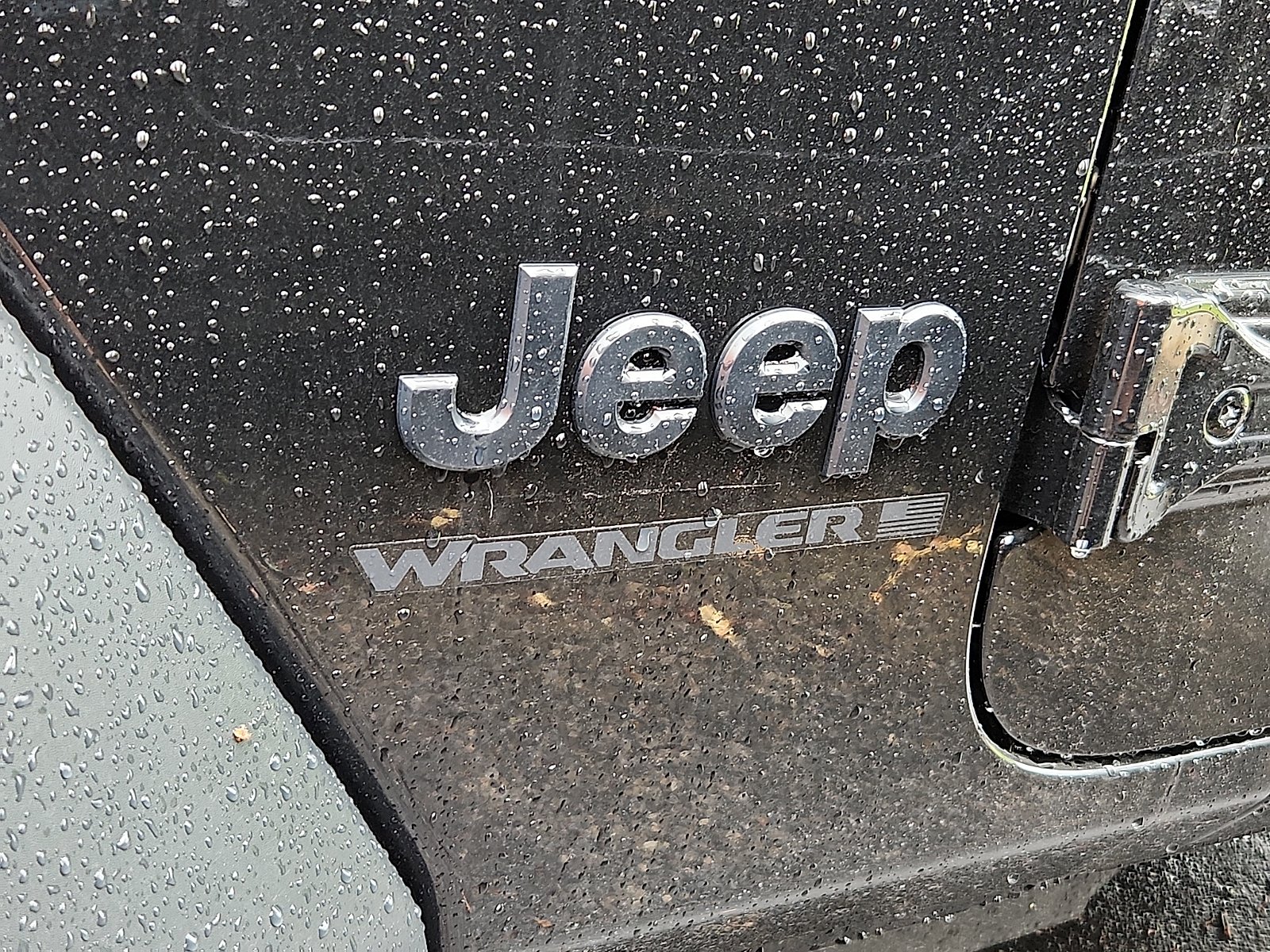 New 2026 Black Clear-Coat Exterior Paint Jeep Sport S image 18