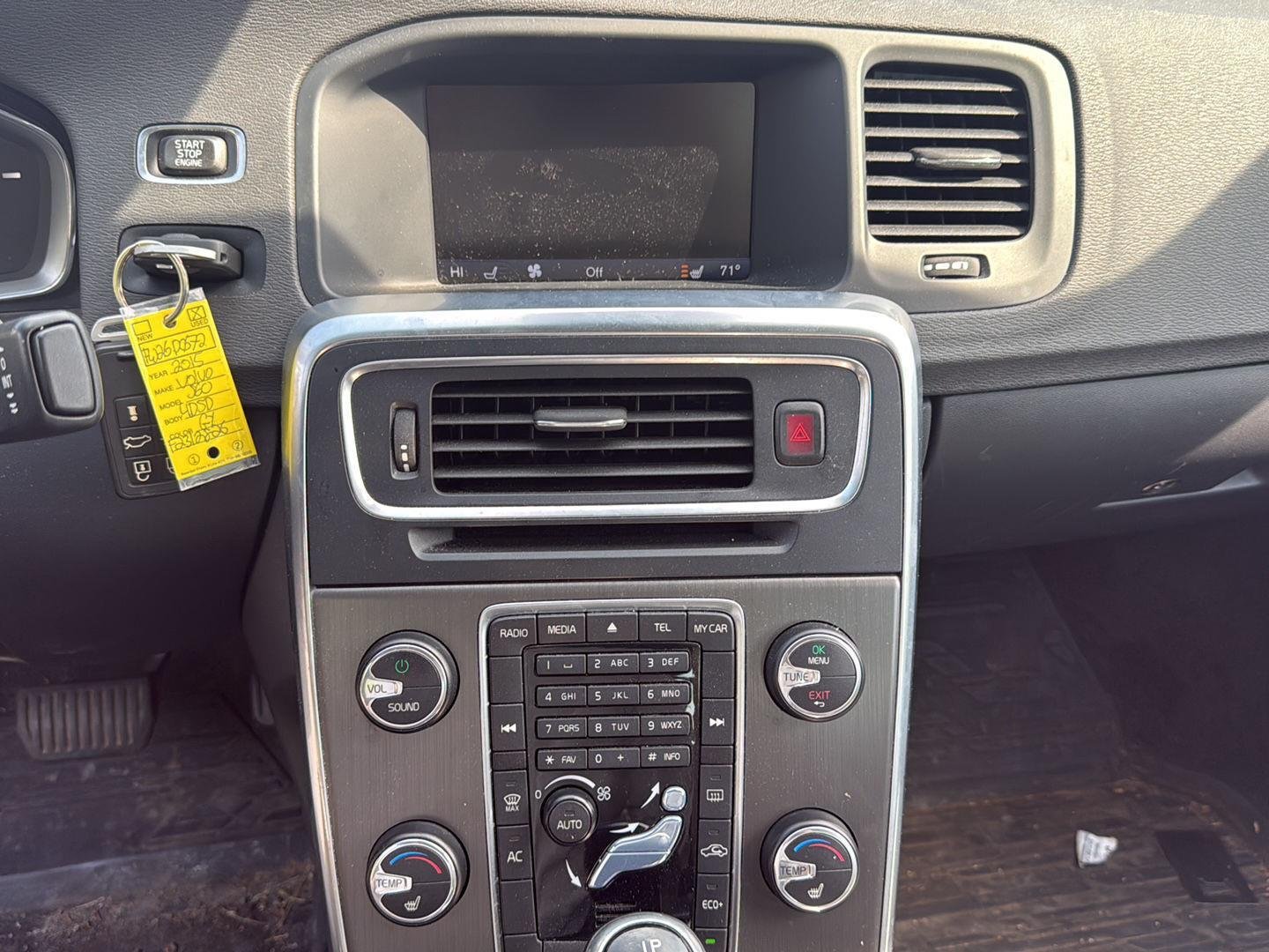 Used 2015 Bright Silver Metallic Volvo T5 Drive-E Premier image 6