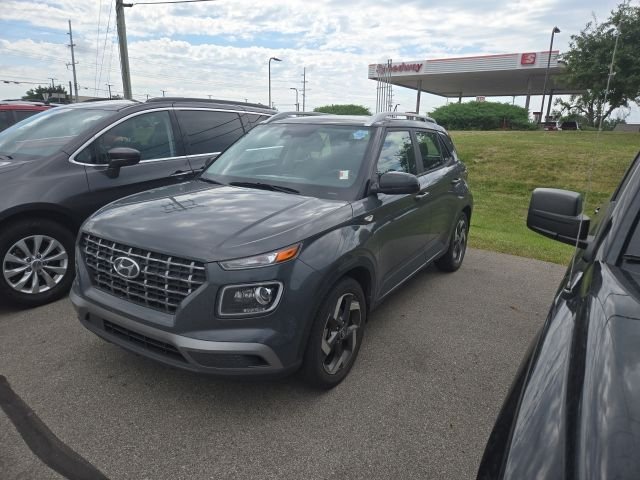 Used 2023 Ecotronic Gray Hyundai Limited image 2