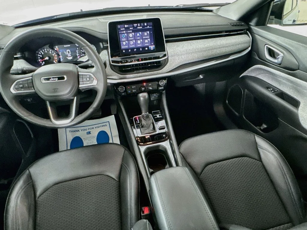 Used 2025 Blue Jeep Latitude image 25