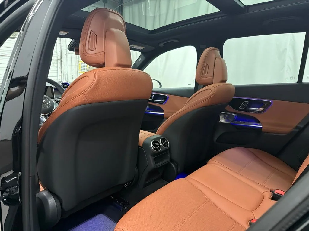 New 2027 Black Mercedes-Benz GLC 300 image 26