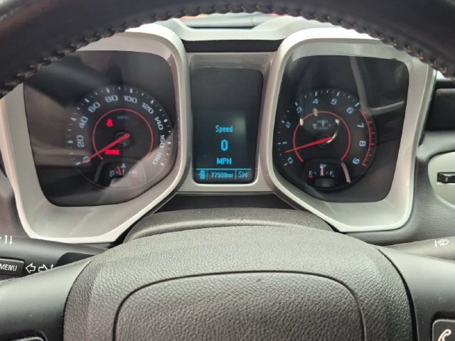Used 2014 Red Chevrolet SS image 17