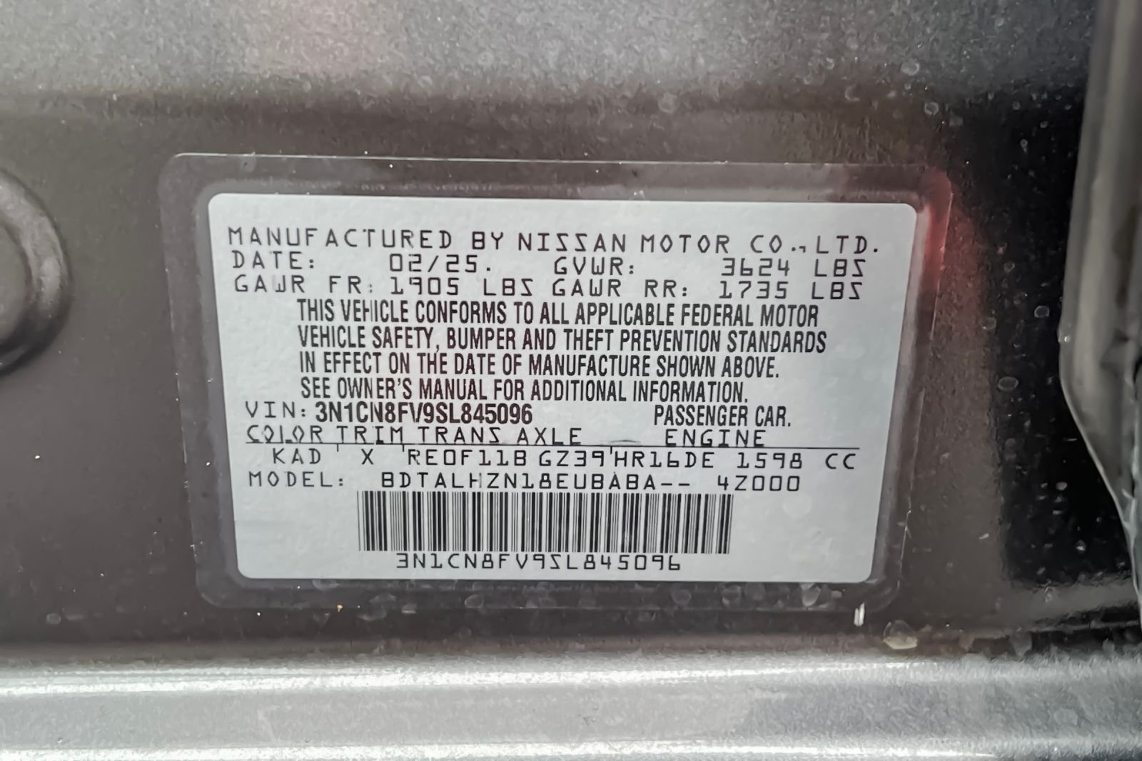 2025 Nissan Versa Sedan SR - Photo 40