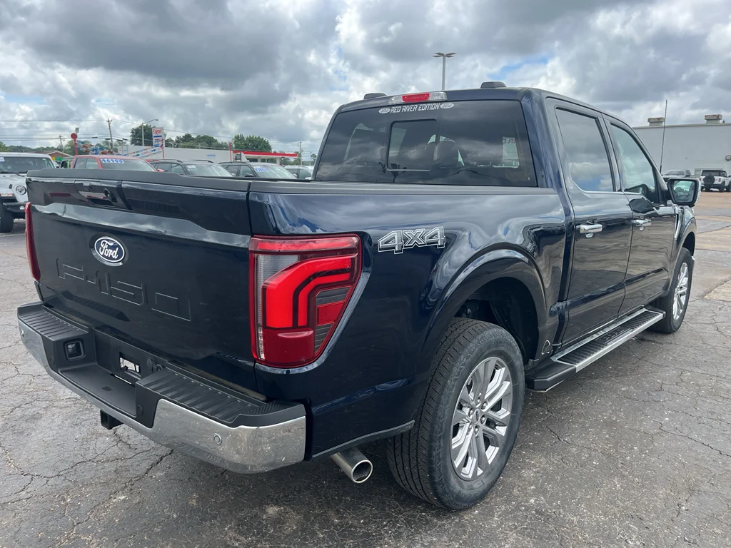 Used 2024 Antimatter Blue Metallic Ford LARIAT image 5