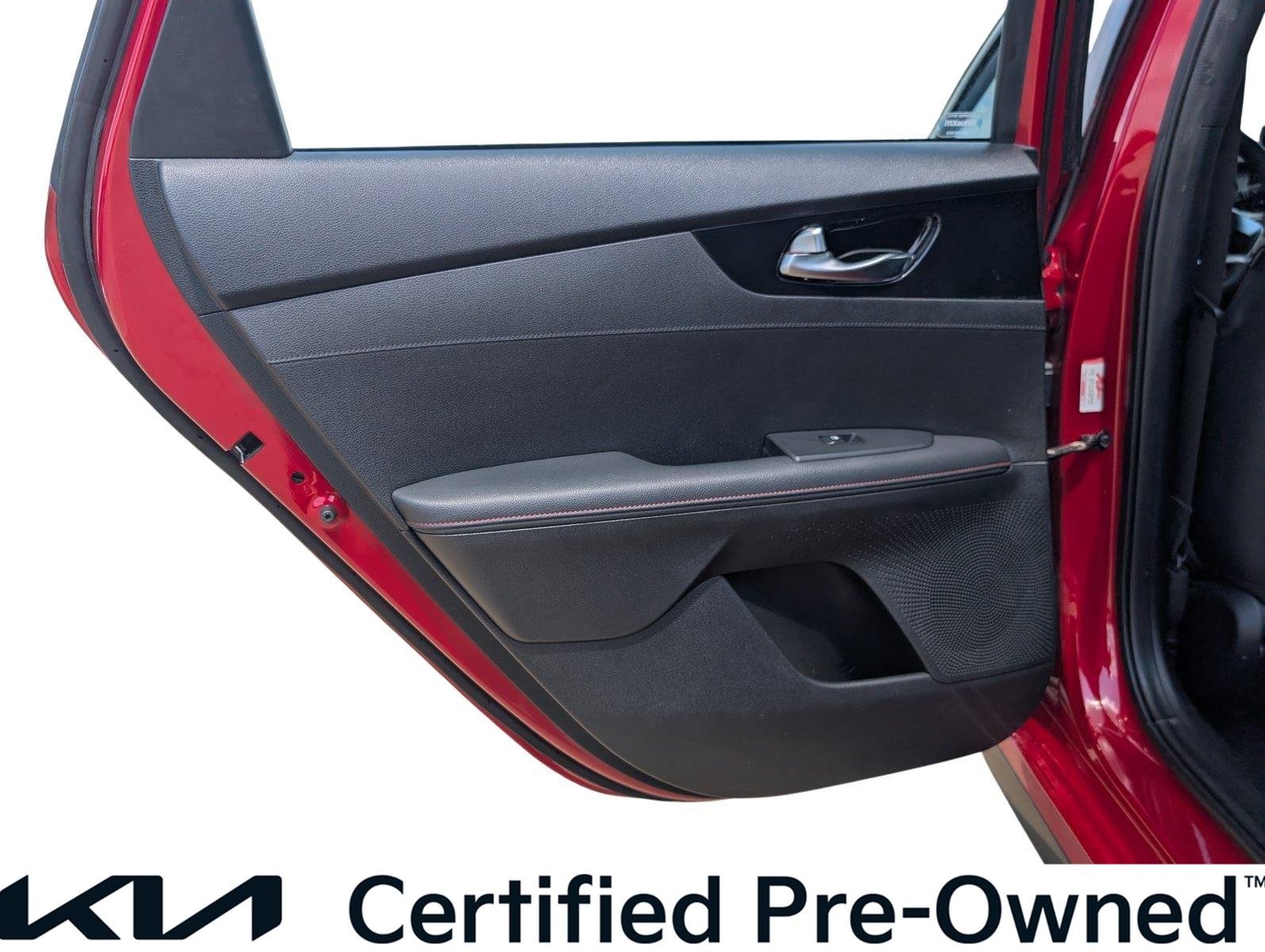 Used 2022 Currant Red Kia GT image 19