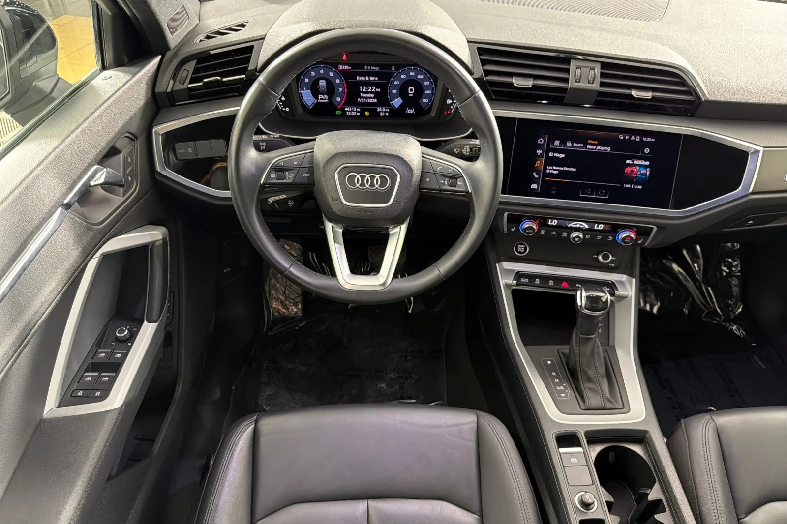 Used 2022 Mythos Black Metallic Audi Premium 40 TFSI quattro image 13