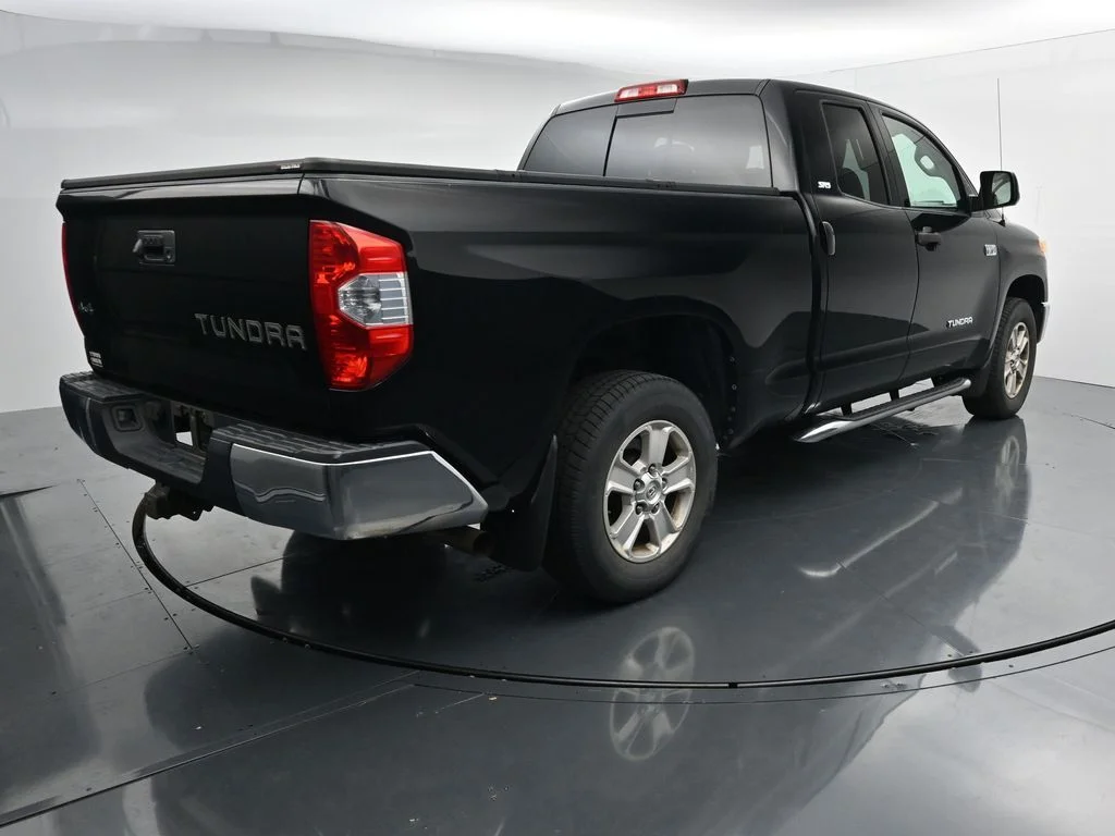 Used 2017 Black Toyota SR5 image 6