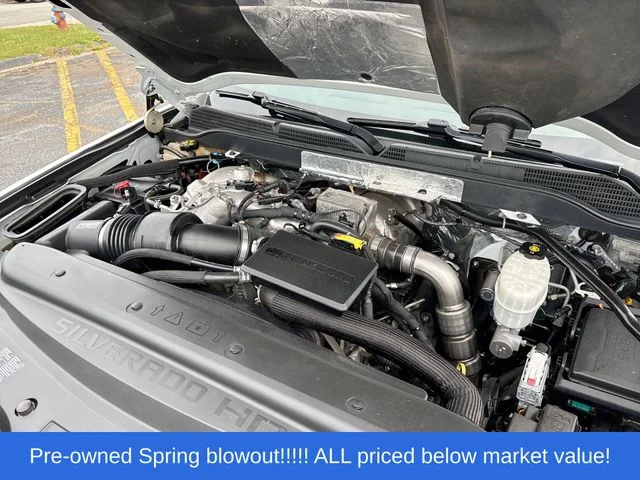 Used 2019 White Chevrolet LTZ image 10