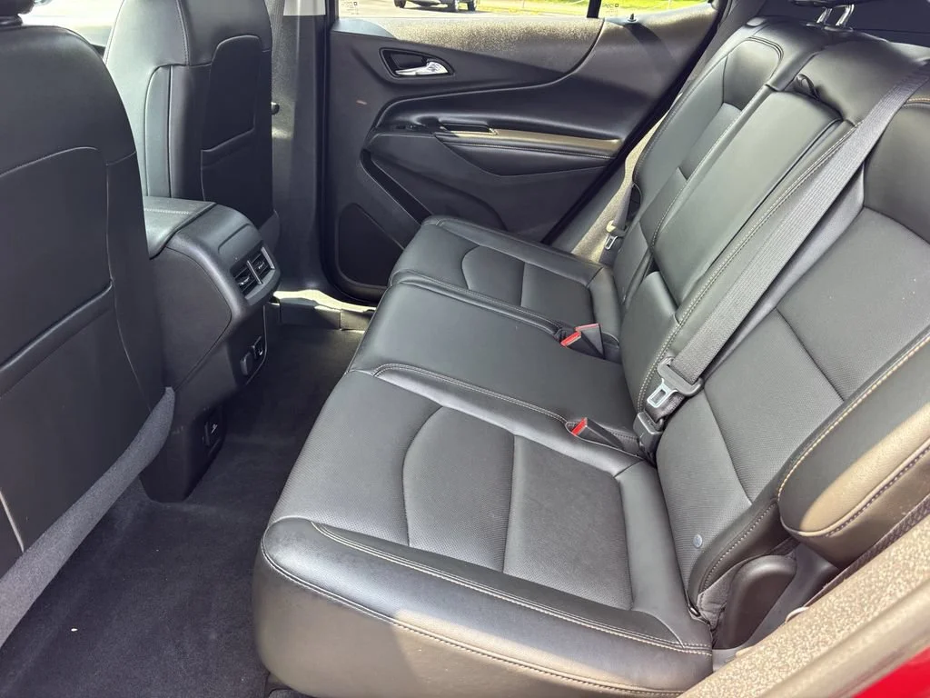Used 2018 CAJUN RED TINTCOAT Chevrolet Premier image 18