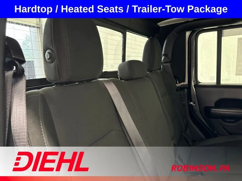 Used 2020 Gray Jeep Sport image 12