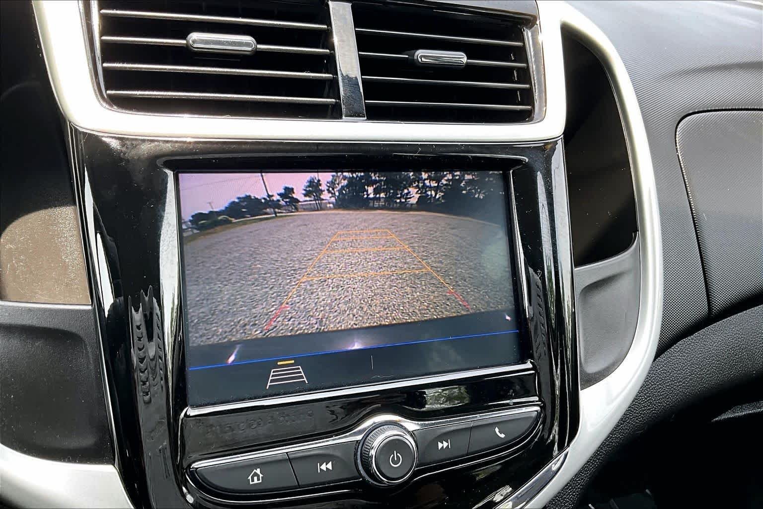Used 2020 Mosaic Black Metallic Chevrolet LT image 27