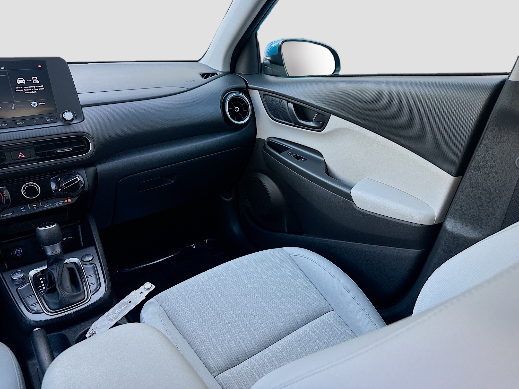 Used 2023 Teal Isle Hyundai SEL image 19