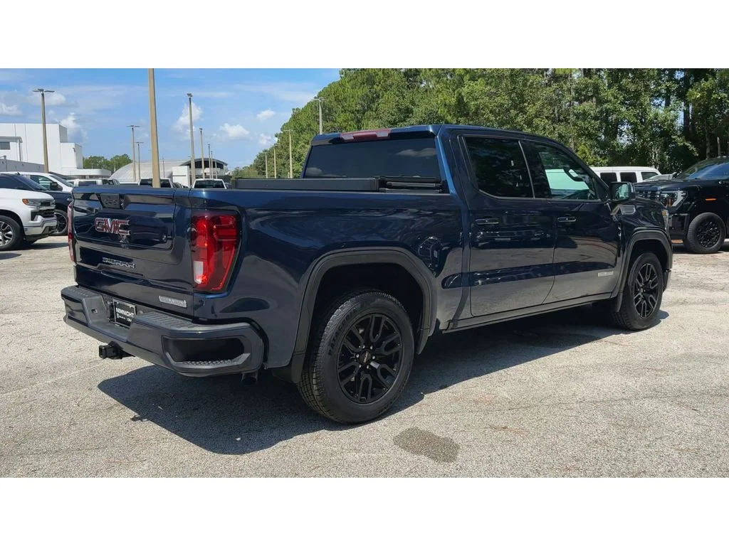 Certified Used 2021 Pacific Blue Metallic GMC Elevation image 8
