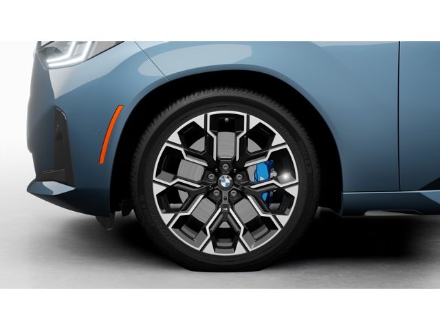 New 2026 Arctic Race Blue metallic BMW 30 xDrive image 7