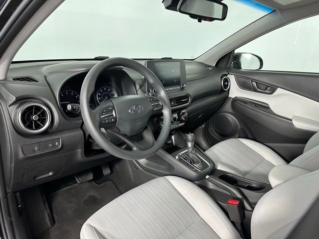 Used 2023 Black Hyundai SEL image 17