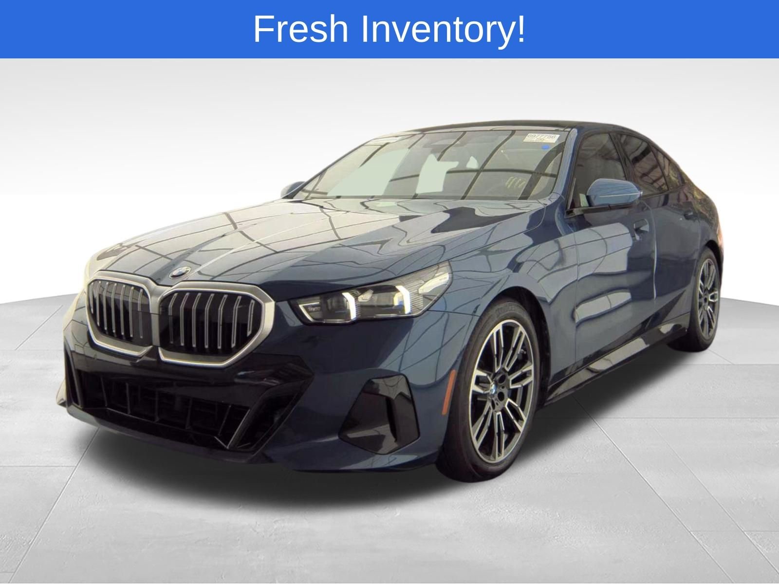 Certified Used 2026 Phytonic Blue Metallic BMW 540i xDrive image 1