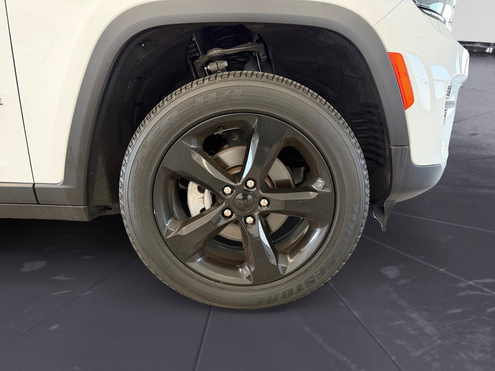 Certified Used 2023 Bright White Clearcoat Jeep Altitude image 45