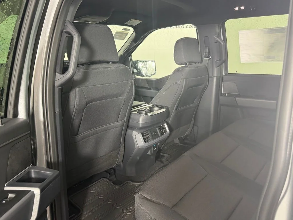 New 2026 Iconic Silver Metallic Ford XLT image 14