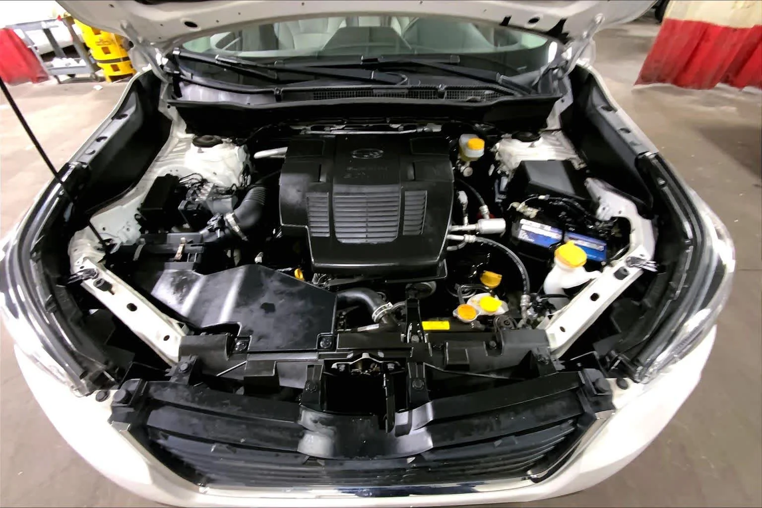 Used 2019 Crystal White Pearl Subaru Limited image 62