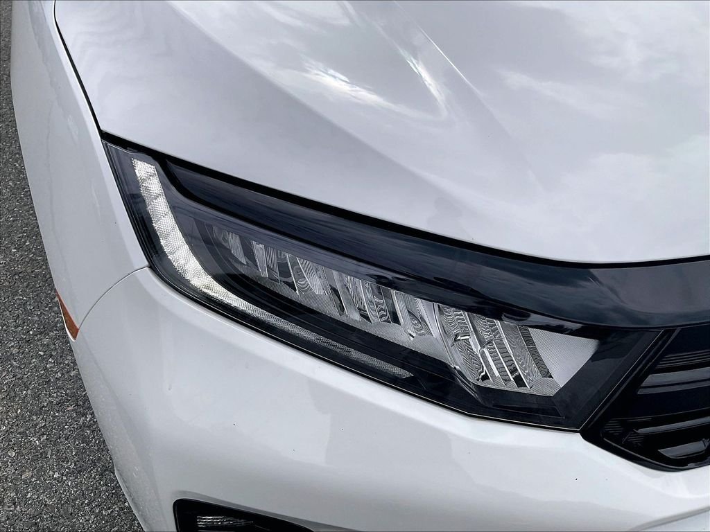 Used 2025 White Honda Elite image 33