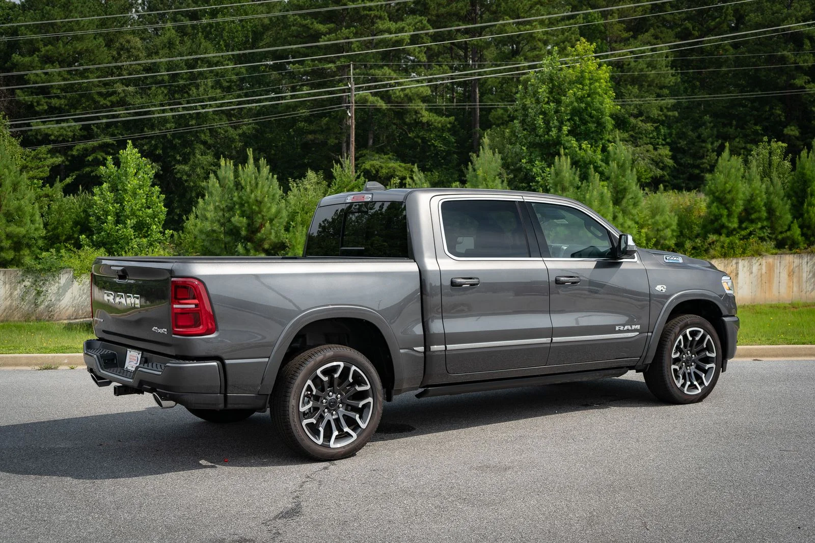 2026 RAM 1500 Limited - Photo 21