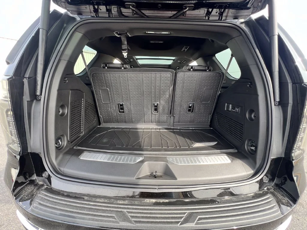 2026 Chevrolet Tahoe Premier - Photo 36