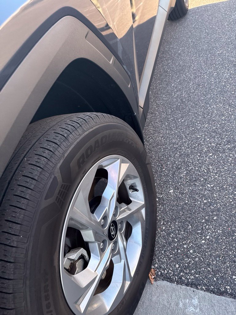 Used 2022 Gray Hyundai SEL image 2