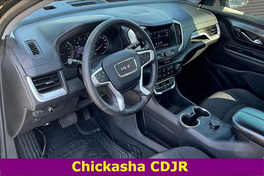 Used 2022 Black GMC SLE image 16