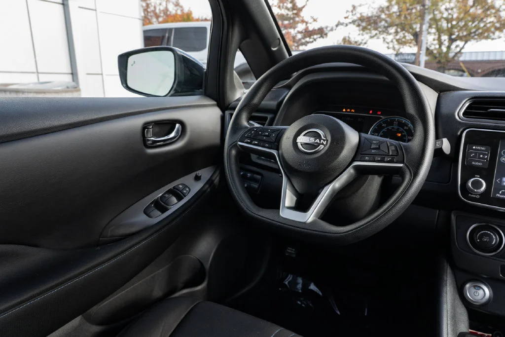 Used 2023 Black Nissan S image 10
