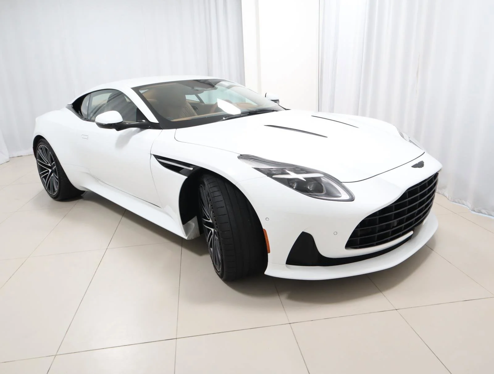 Used 2024 Zenith White Aston Martin  image 7
